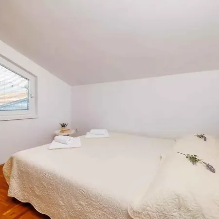 One-bedroom In Crikvenica Xlv Dramalj