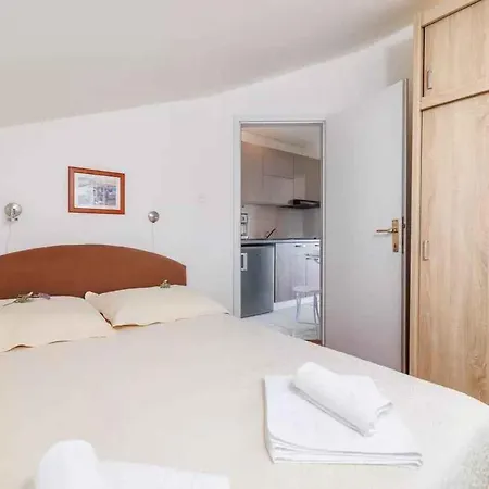 Apartment One-bedroom In Crikvenica Xlv
