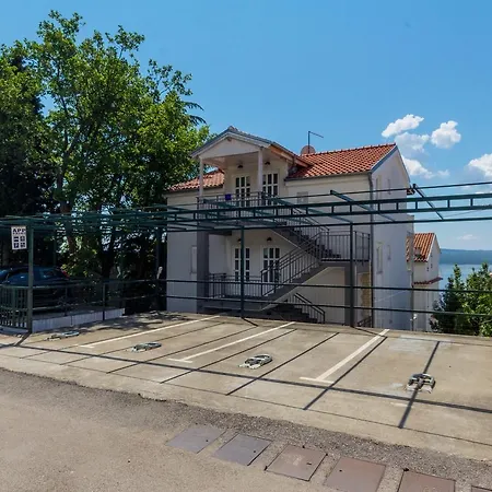 One-bedroom In Crikvenica Xlv * Dramalj