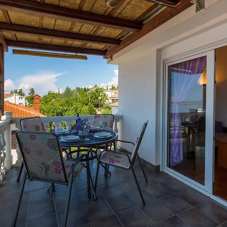 Apartment One-bedroom In Crikvenica Xlv *